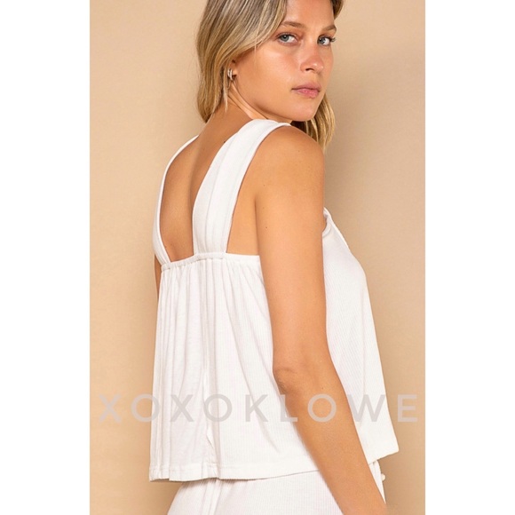 POL Ivory Halter Neck Sleeveless Top - Picture 5 of 14